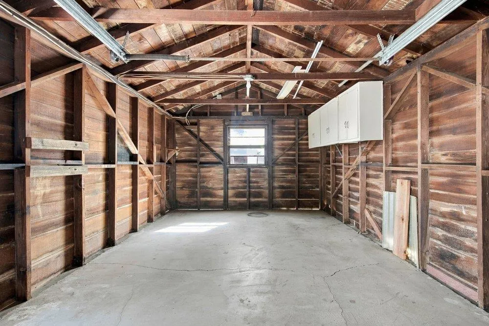 311 Santa Ana Road Hollister, CA 95023