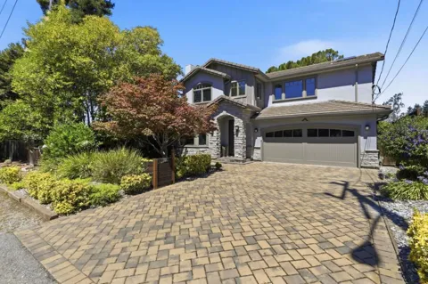 2025 Santa Cruz Avenue