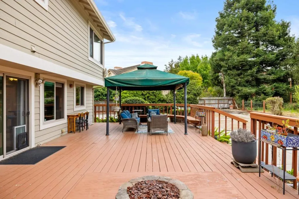 20382 Franciscan Way Salinas, CA 93908