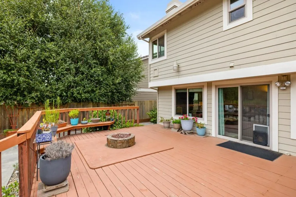 20382 Franciscan Way Salinas, CA 93908