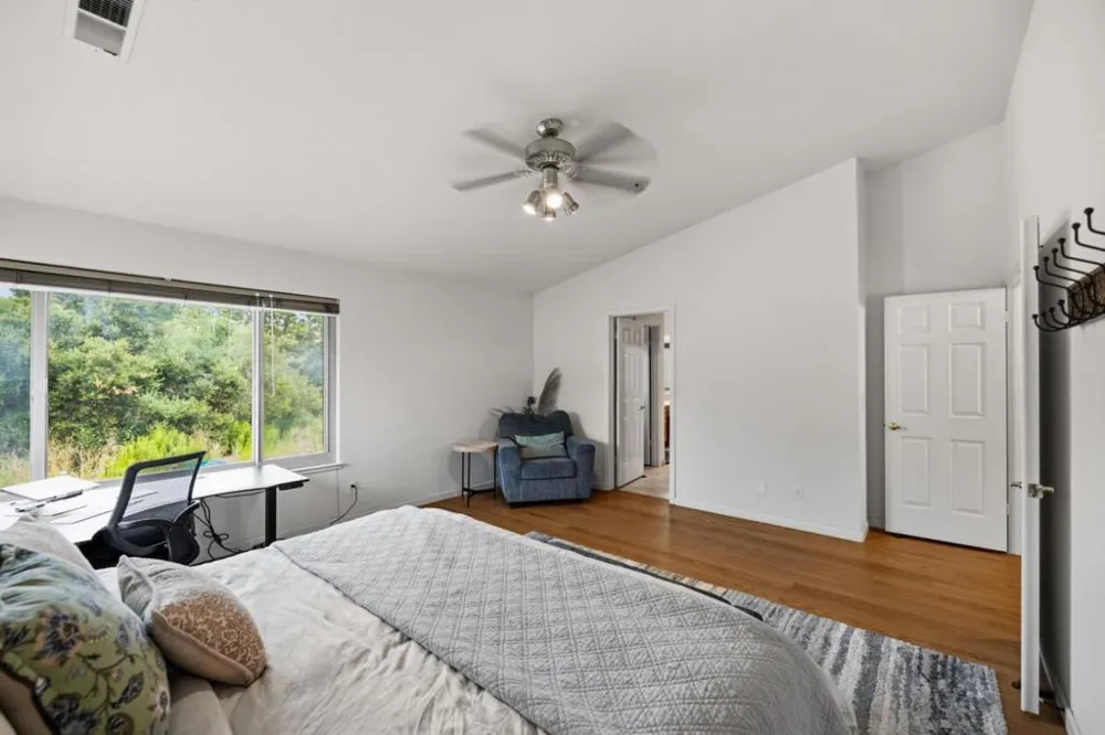 20382 Franciscan Way Salinas, CA 93908