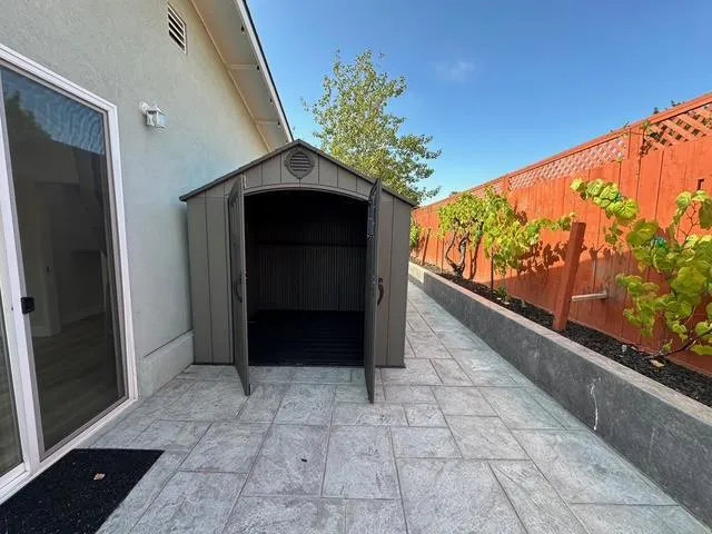 2114 Derby Avenue #B Capitola, CA 95010