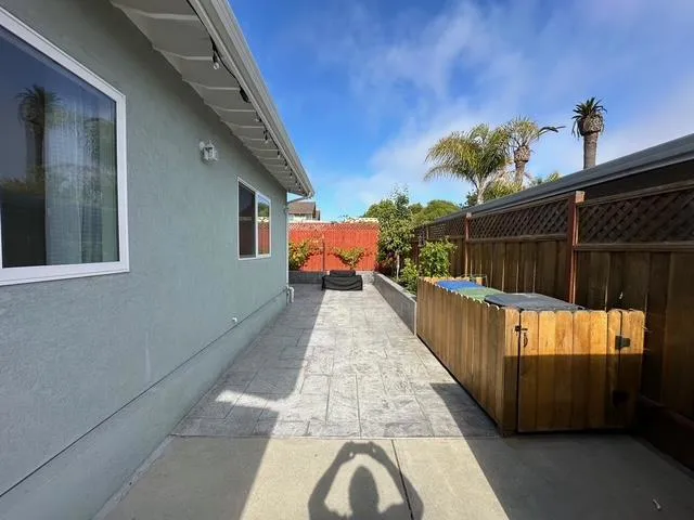 2114 Derby Avenue #B Capitola, CA 95010