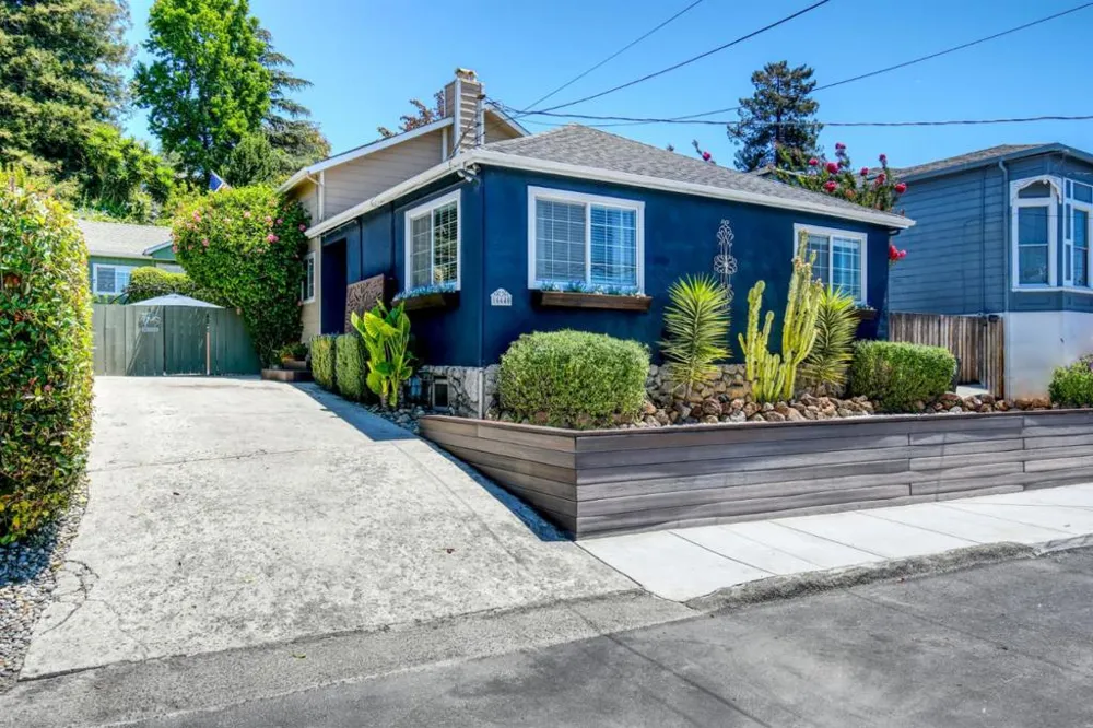 16640 Los Banos Street San Leandro, CA 94578
