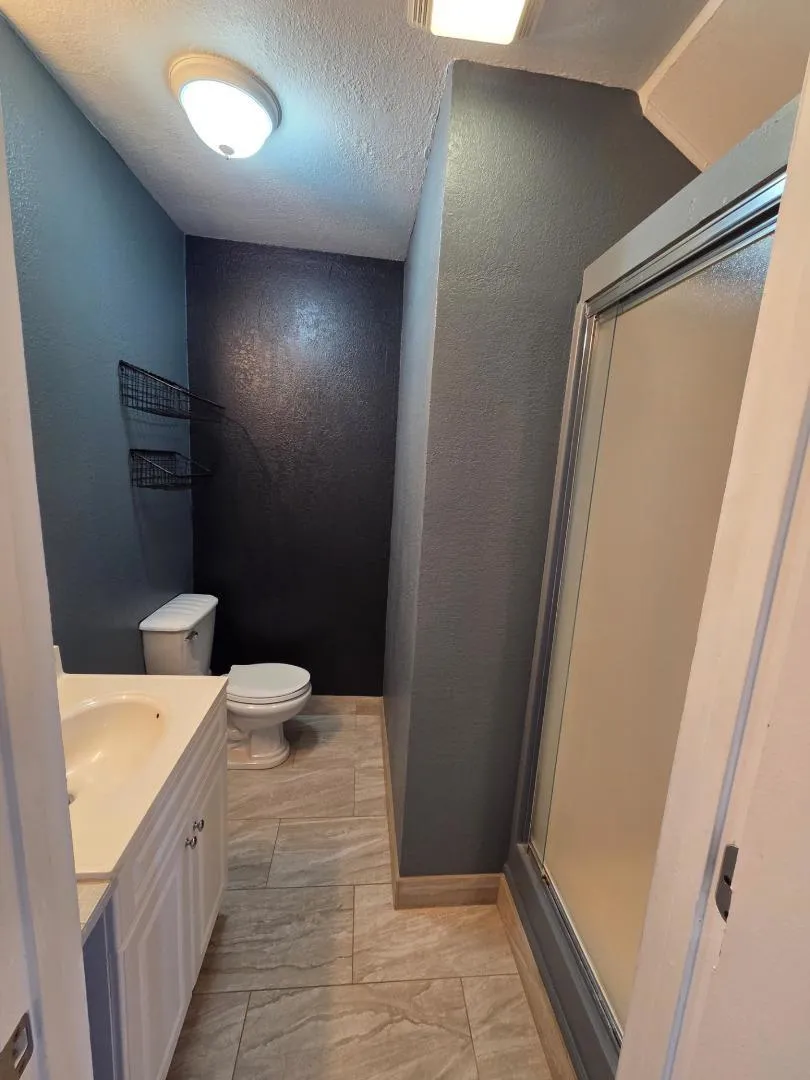 16640 Los Banos Street San Leandro, CA 94578