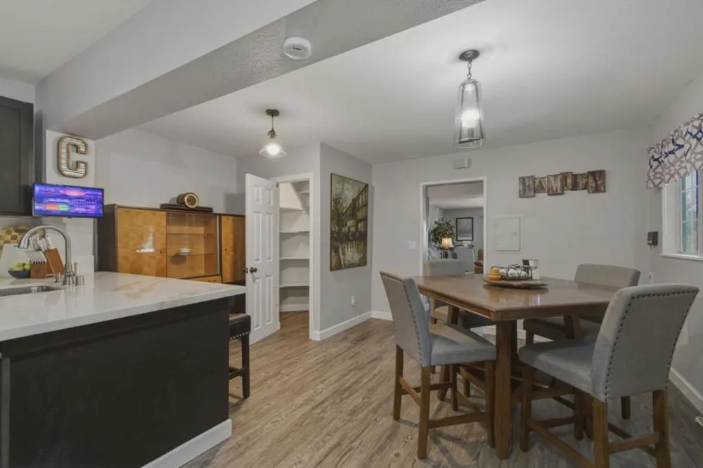16640 Los Banos Street San Leandro, CA 94578