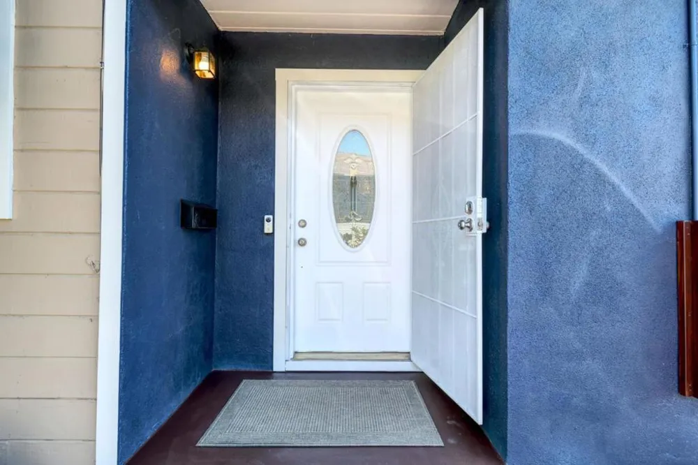 16640 Los Banos Street San Leandro, CA 94578