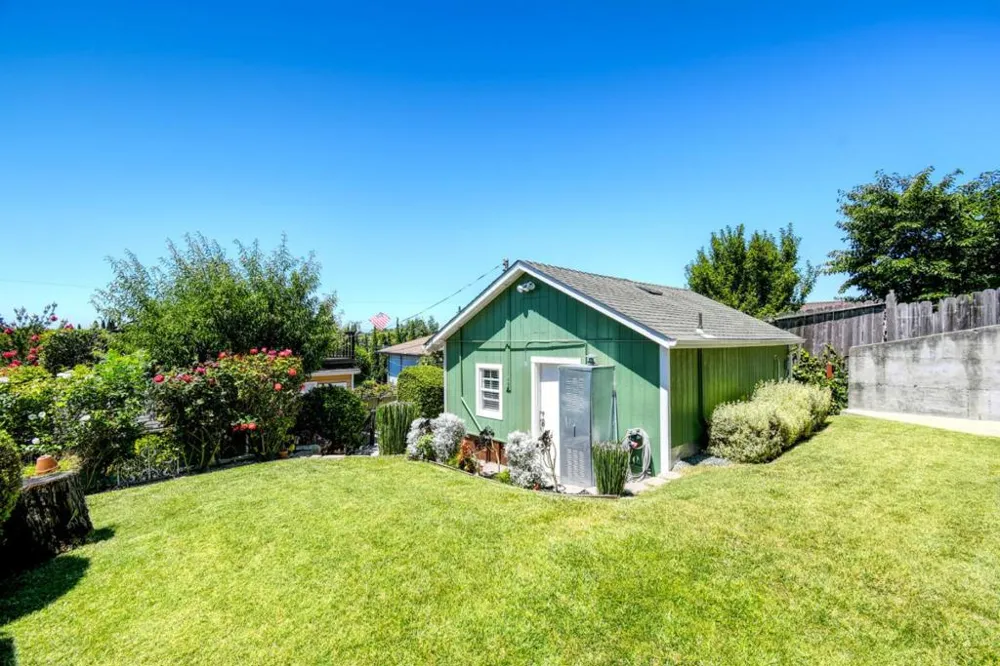 16640 Los Banos Street San Leandro, CA 94578