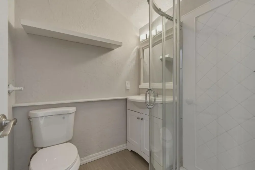 16640 Los Banos Street San Leandro, CA 94578
