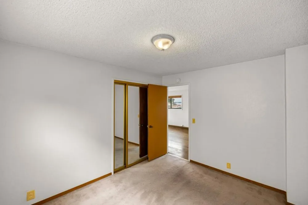 833 Hellam Street Monterey, CA 93940