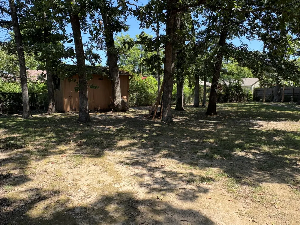 717 E Seneca Street E Tahlequah, OK 74464