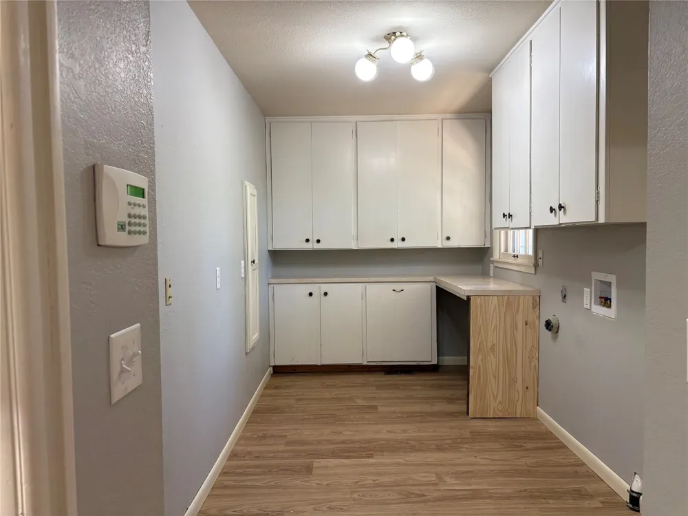 717 E Seneca Street E Tahlequah, OK 74464