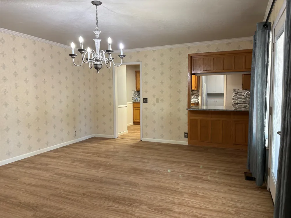 717 E Seneca Street E Tahlequah, OK 74464