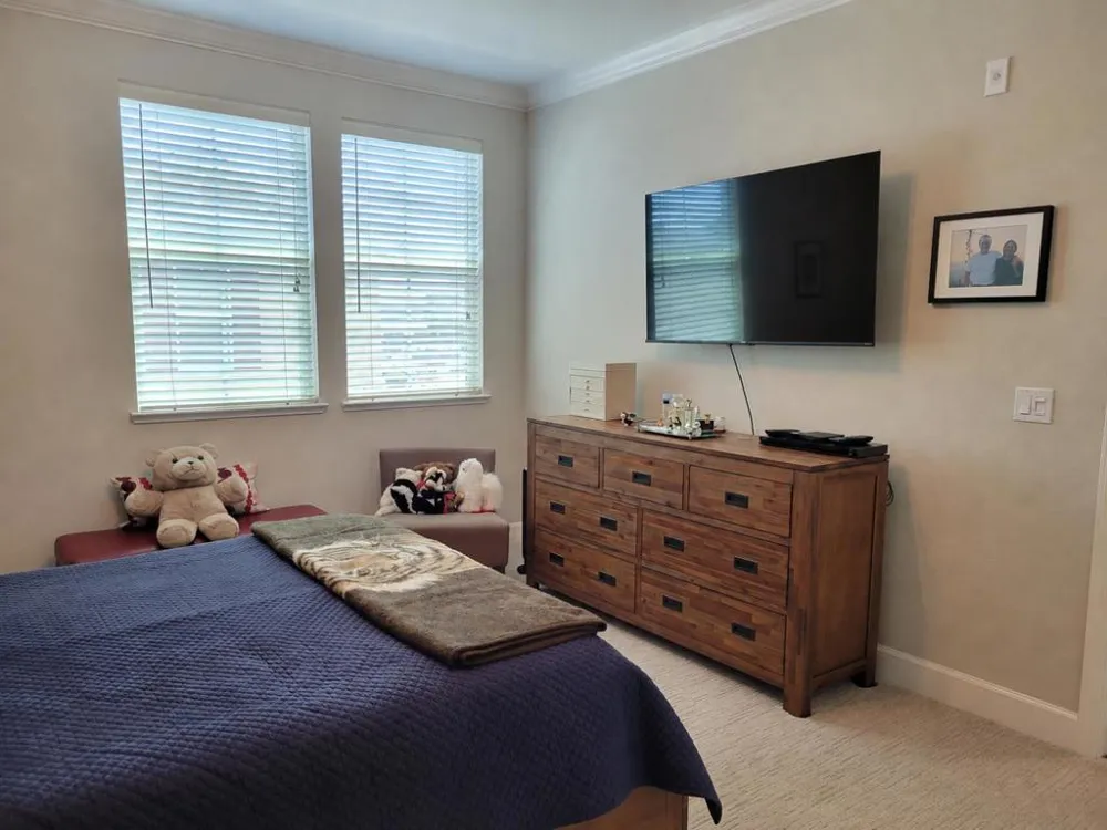 632 True Wind Way #608 Redwood City, CA 94063