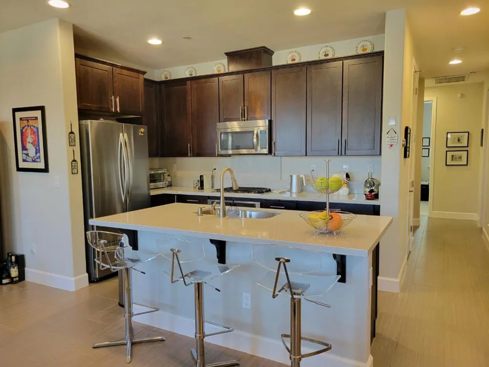 632 True Wind Way #608 Redwood City, CA 94063