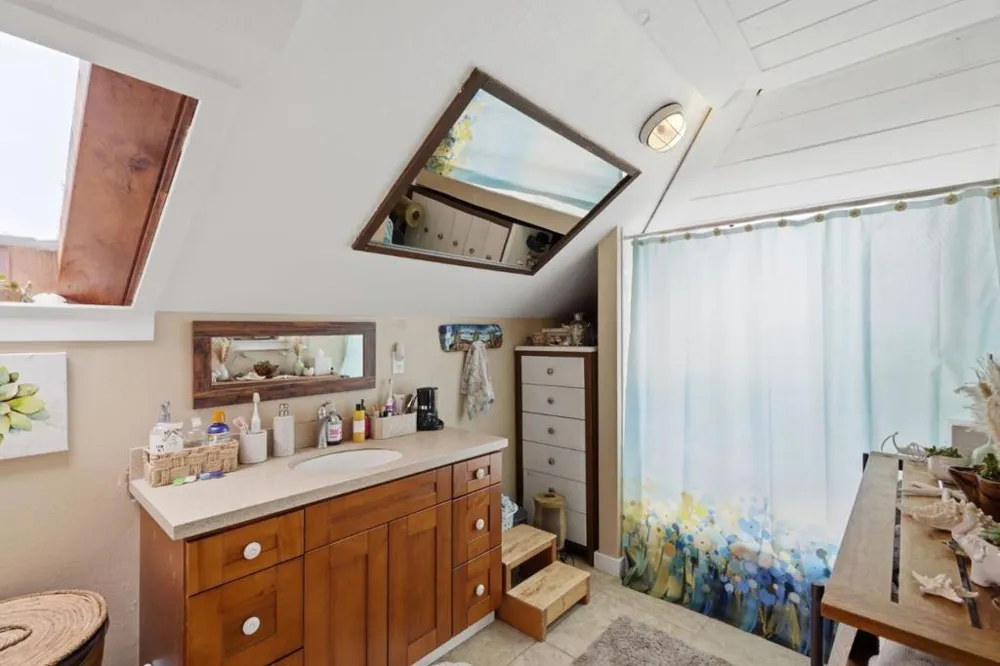 575 Myrtle Street Half Moon Bay, CA 94019