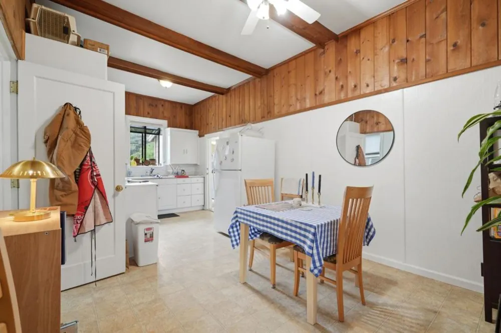 575 Myrtle Street Half Moon Bay, CA 94019