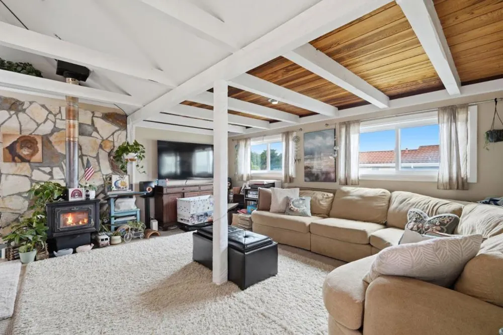 575 Myrtle Street Half Moon Bay, CA 94019