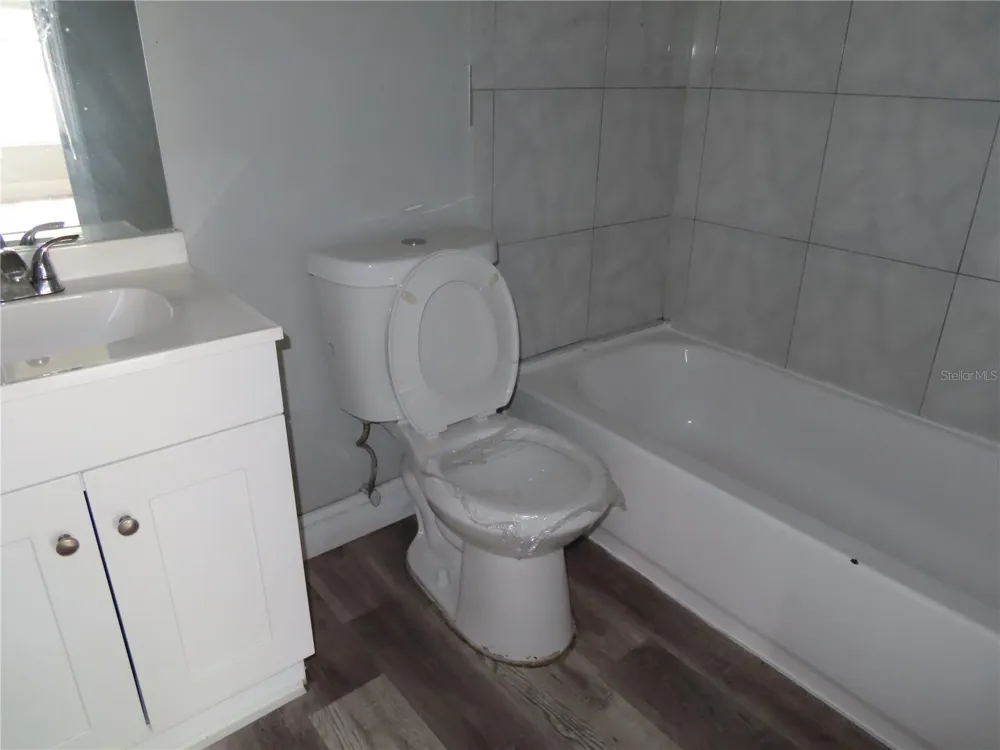 1215 WINDSOR CIRCLE Brandon, FL 33510