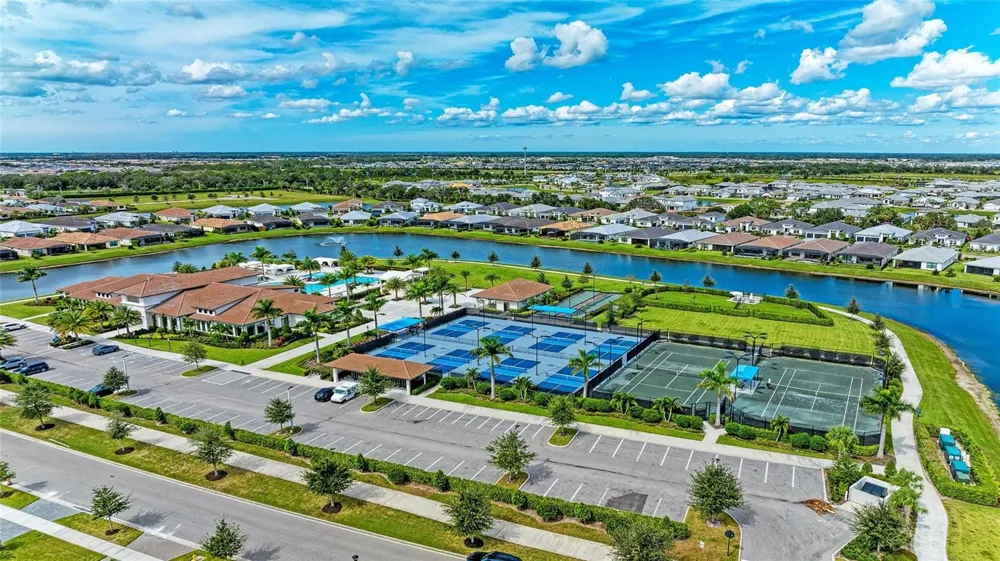18388 ROCKPORT PLACE Lakewood Ranch, FL 34211