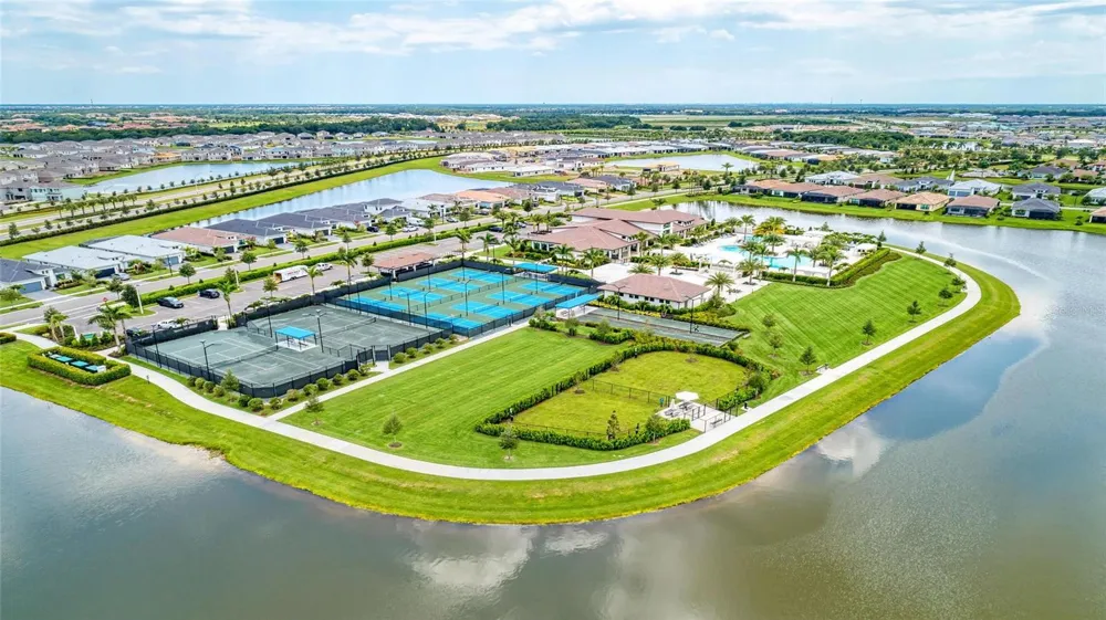 18388 ROCKPORT PLACE Lakewood Ranch, FL 34211