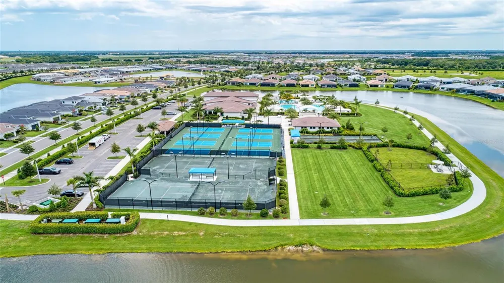 18388 ROCKPORT PLACE Lakewood Ranch, FL 34211