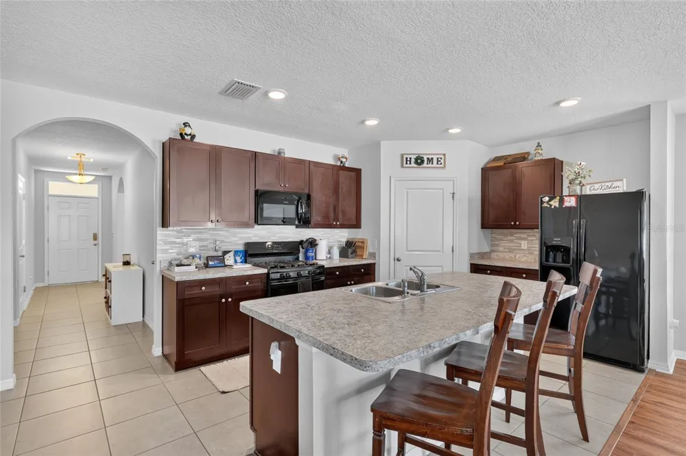 9785 PEPPER TREE TRAIL Wildwood, FL 34785