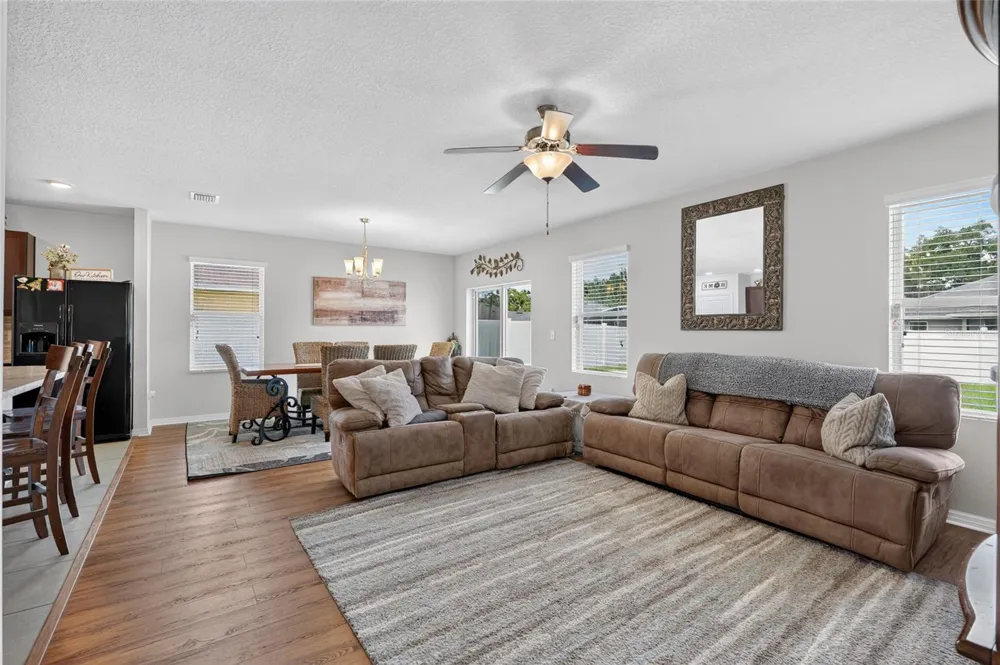 9785 PEPPER TREE TRAIL Wildwood, FL 34785