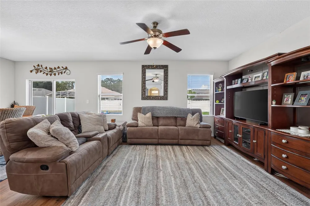 9785 PEPPER TREE TRAIL Wildwood, FL 34785