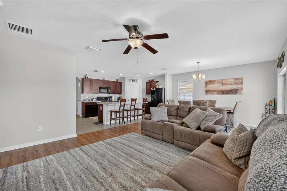9785 PEPPER TREE TRAIL Wildwood, FL 34785