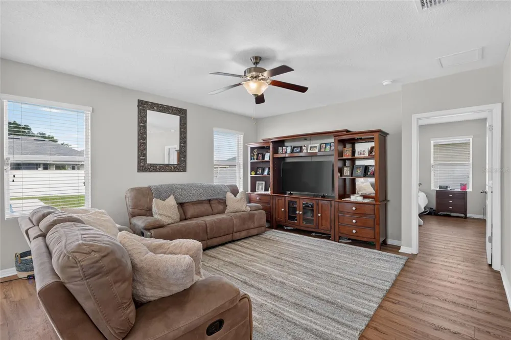 9785 PEPPER TREE TRAIL Wildwood, FL 34785