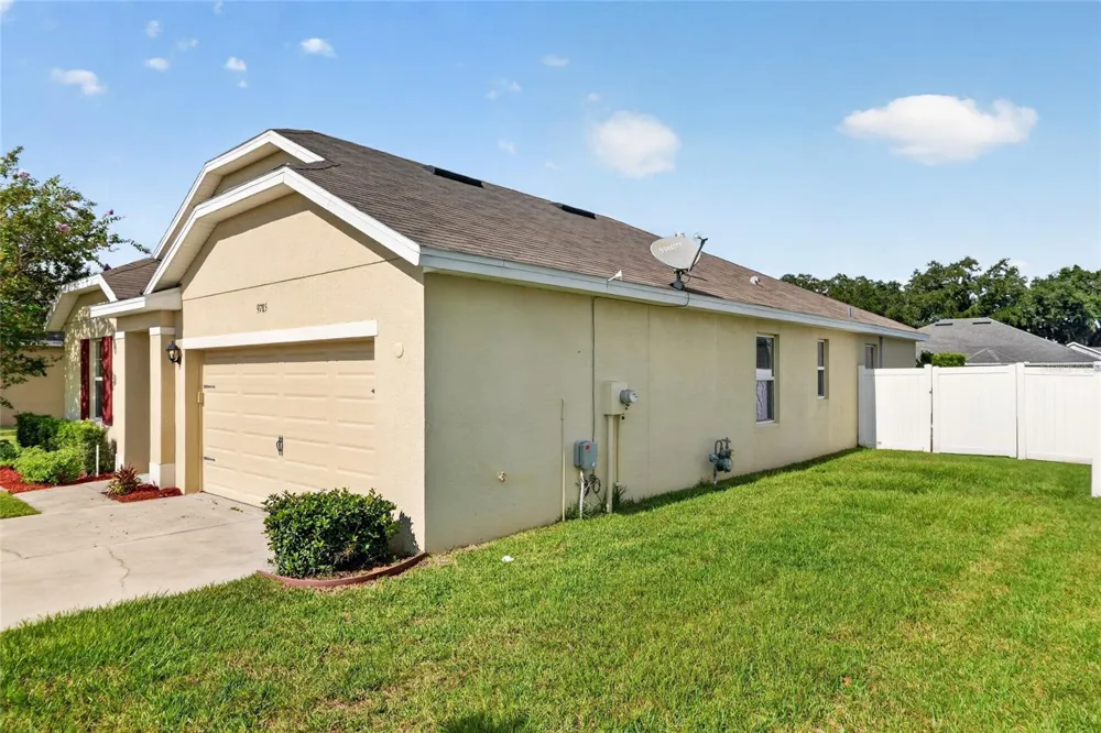 9785 PEPPER TREE TRAIL Wildwood, FL 34785