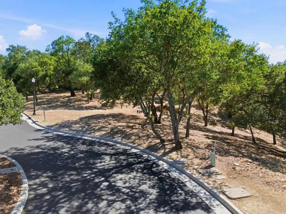 8341 Winter Green Court Gilroy, CA 95020