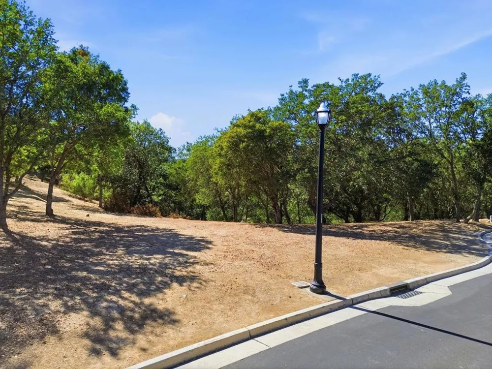 8341 Winter Green Court Gilroy, CA 95020