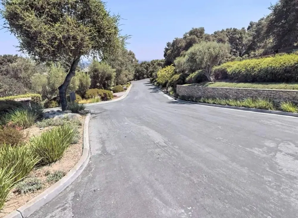 8341 Winter Green Court Gilroy, CA 95020