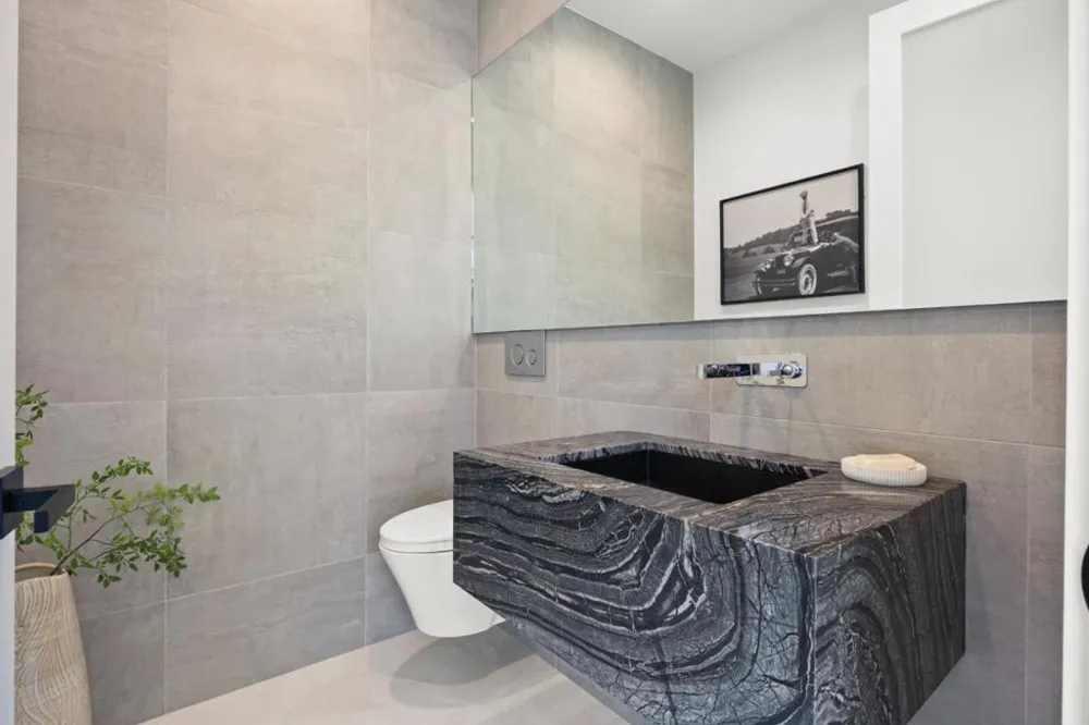 3724 Laurel Way Redwood City, CA 94062