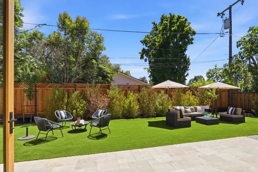 1720 Penny Way Los Altos, CA 94024