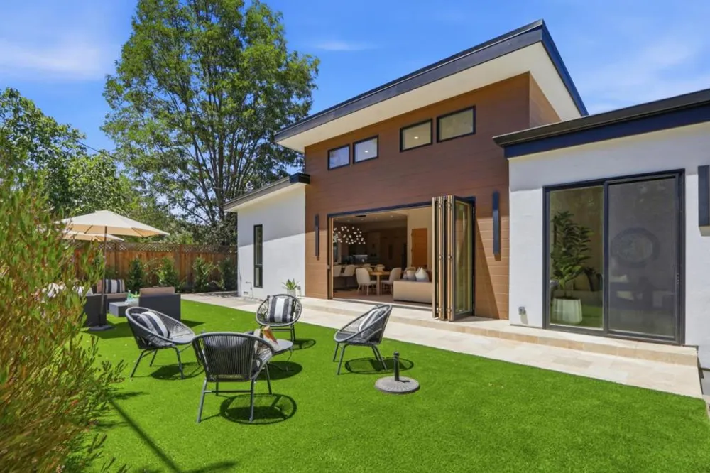 1720 Penny Way Los Altos, CA 94024