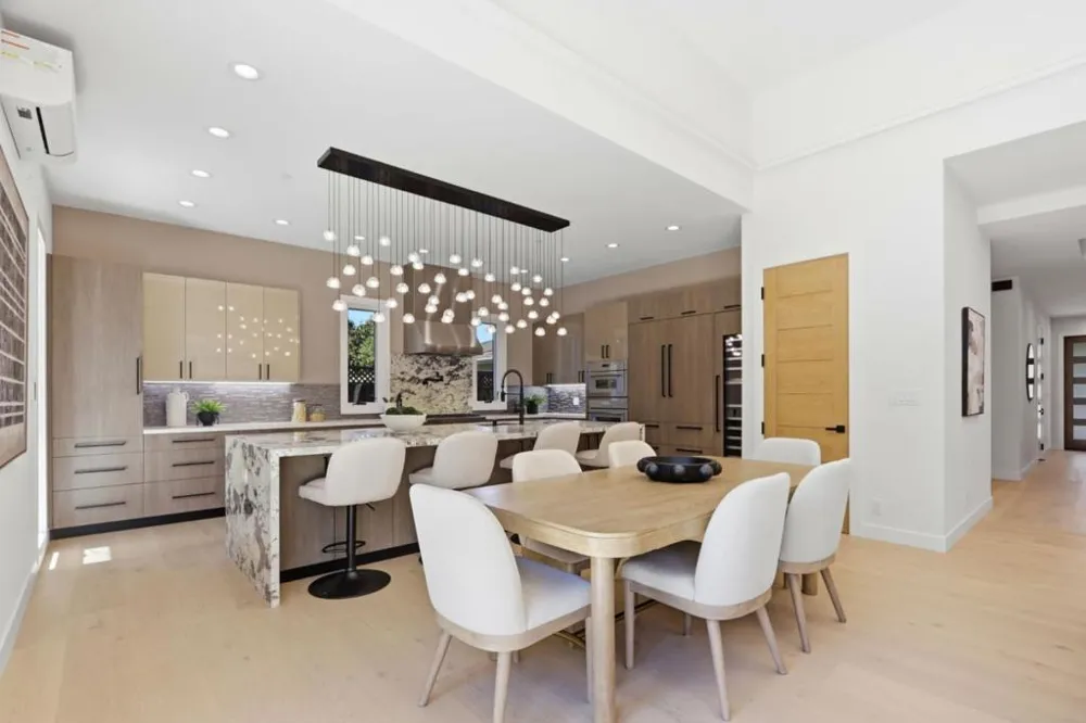 1720 Penny Way Los Altos, CA 94024