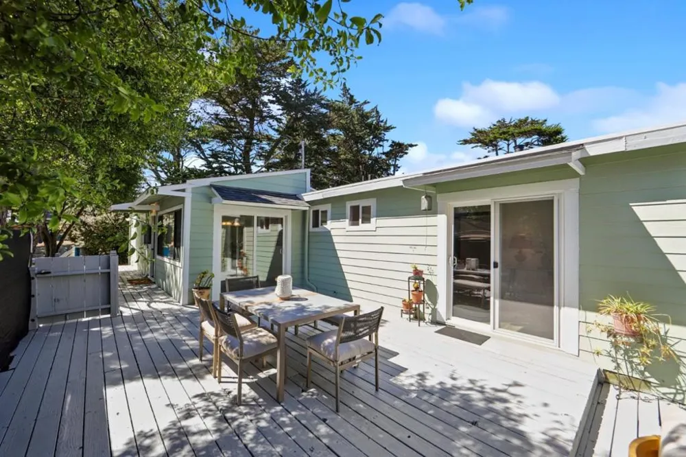 1161 Tamarind Street Montara, CA 94037