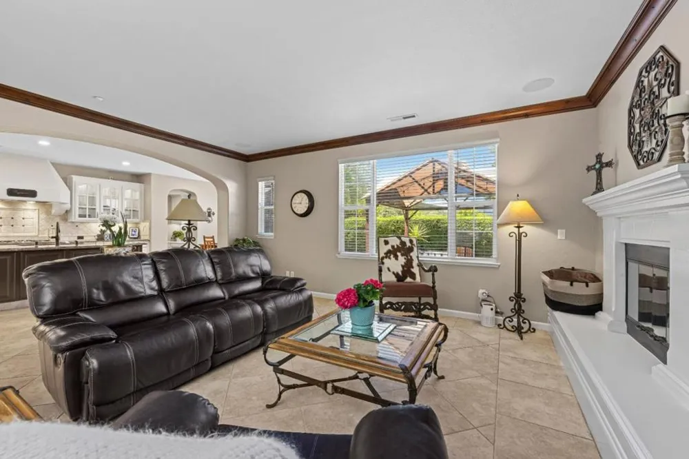 2730 Club Drive Gilroy, CA 95020