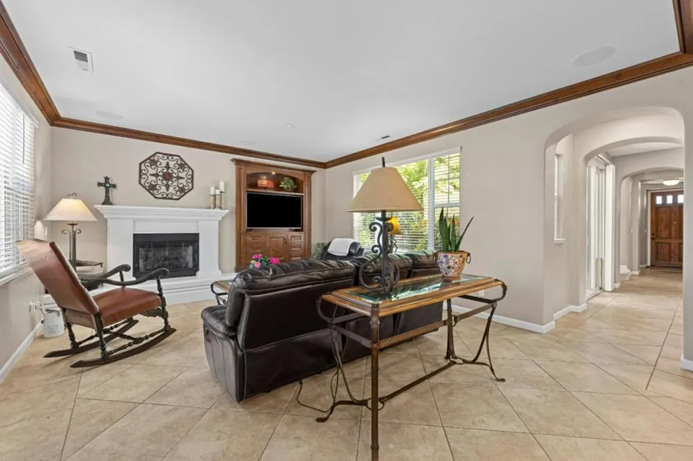 2730 Club Drive Gilroy, CA 95020