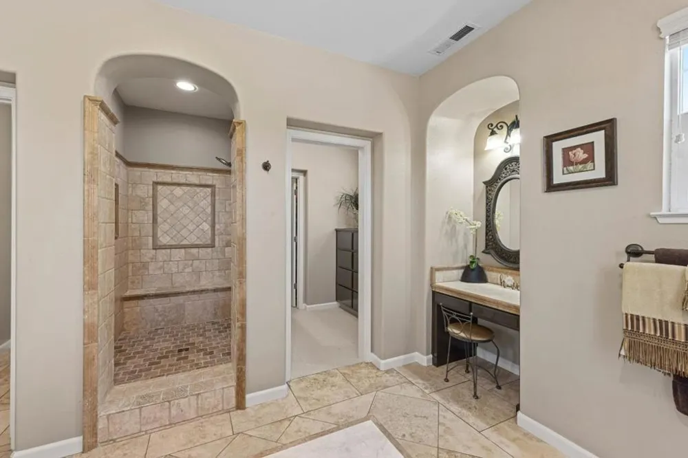 2730 Club Drive Gilroy, CA 95020