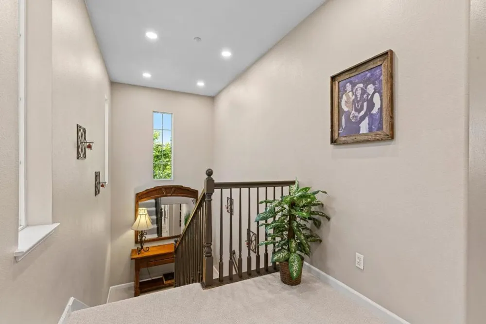 2730 Club Drive Gilroy, CA 95020