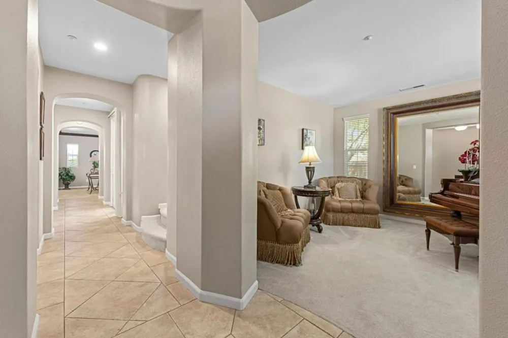 2730 Club Drive Gilroy, CA 95020
