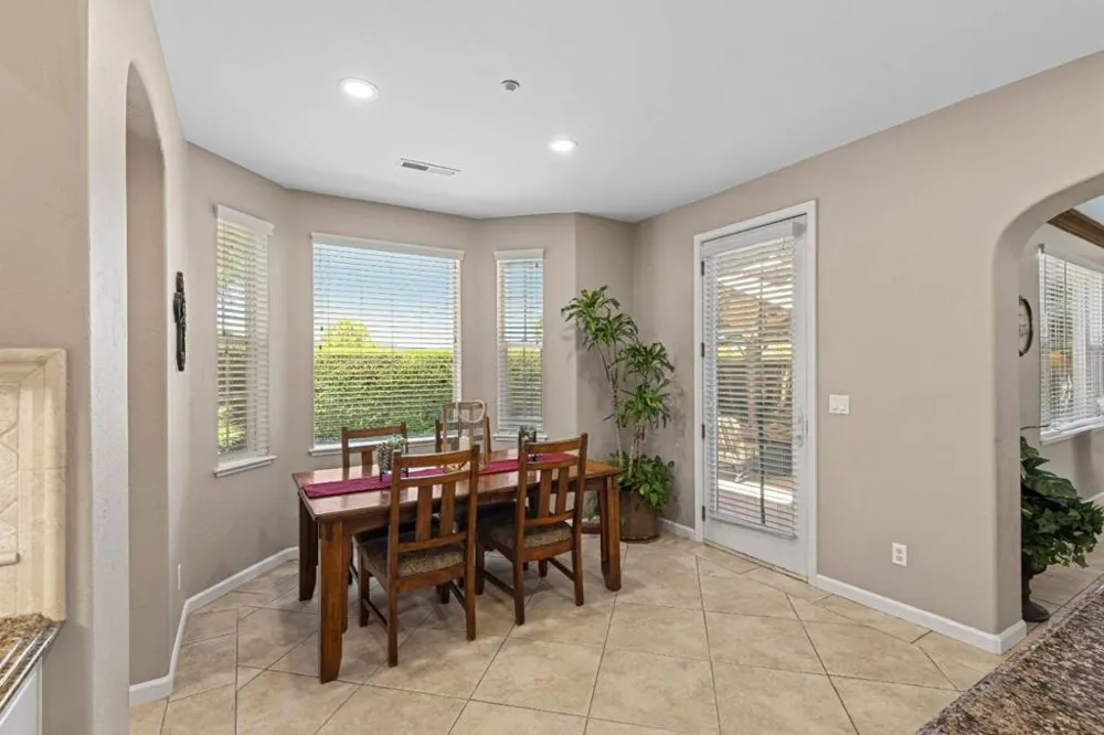 2730 Club Drive Gilroy, CA 95020