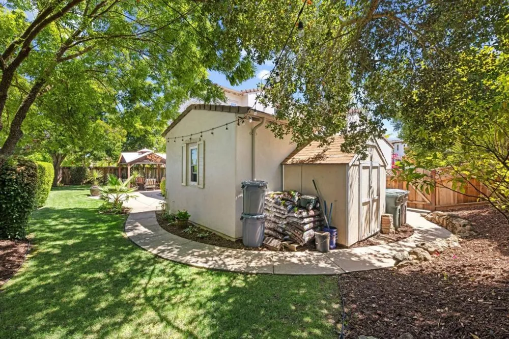 2730 Club Drive Gilroy, CA 95020