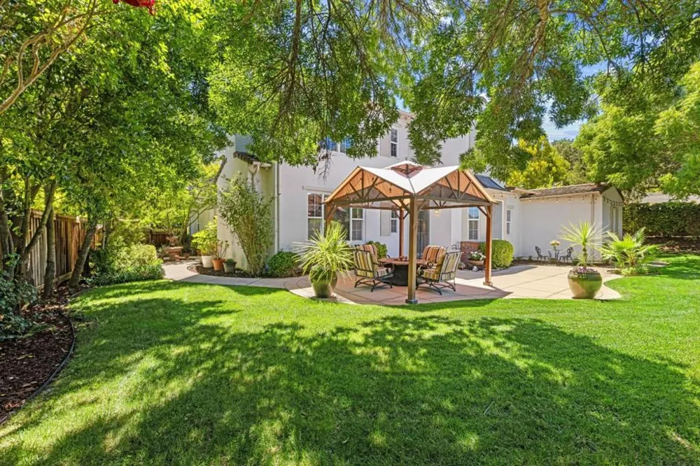 2730 Club Drive Gilroy, CA 95020