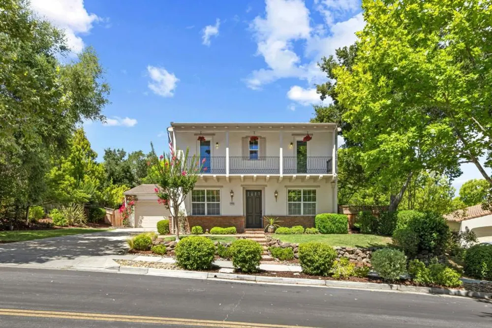 2730 Club Drive Gilroy, CA 95020
