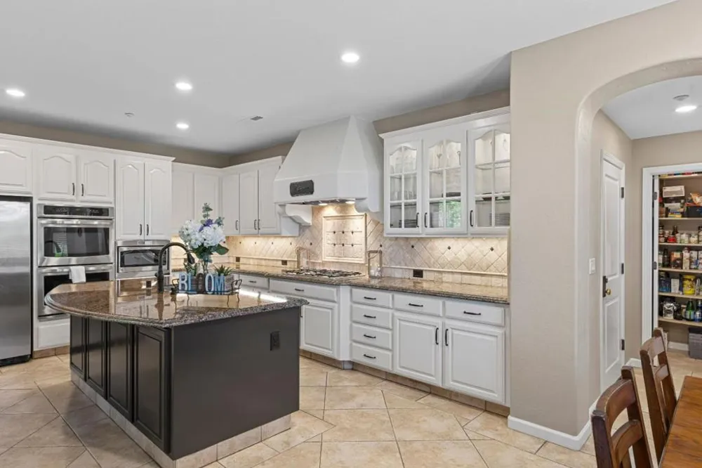 2730 Club Drive Gilroy, CA 95020